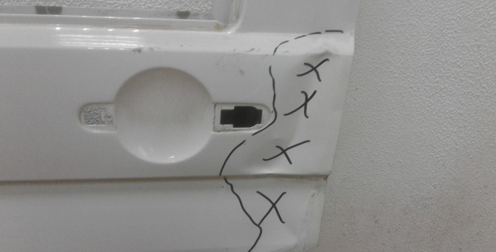 Дверь передняя левая Volkswagen Transporter T5 / T6 oem 7E0831055C (вмятина) (скл-3)