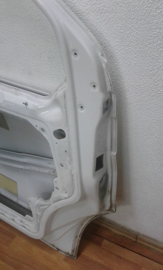 Дверь передняя левая Volkswagen Transporter T5 / T6 oem 7E0831055C (вмятина) (скл-3)