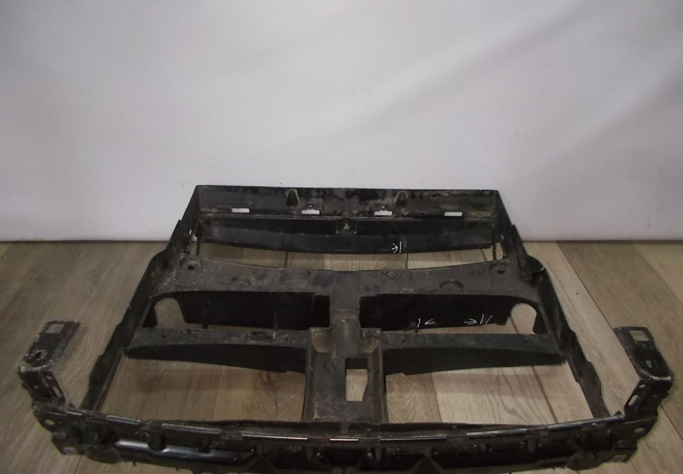 Воздуховод радиатора бу BMW X5 F15 OEM 51747343798