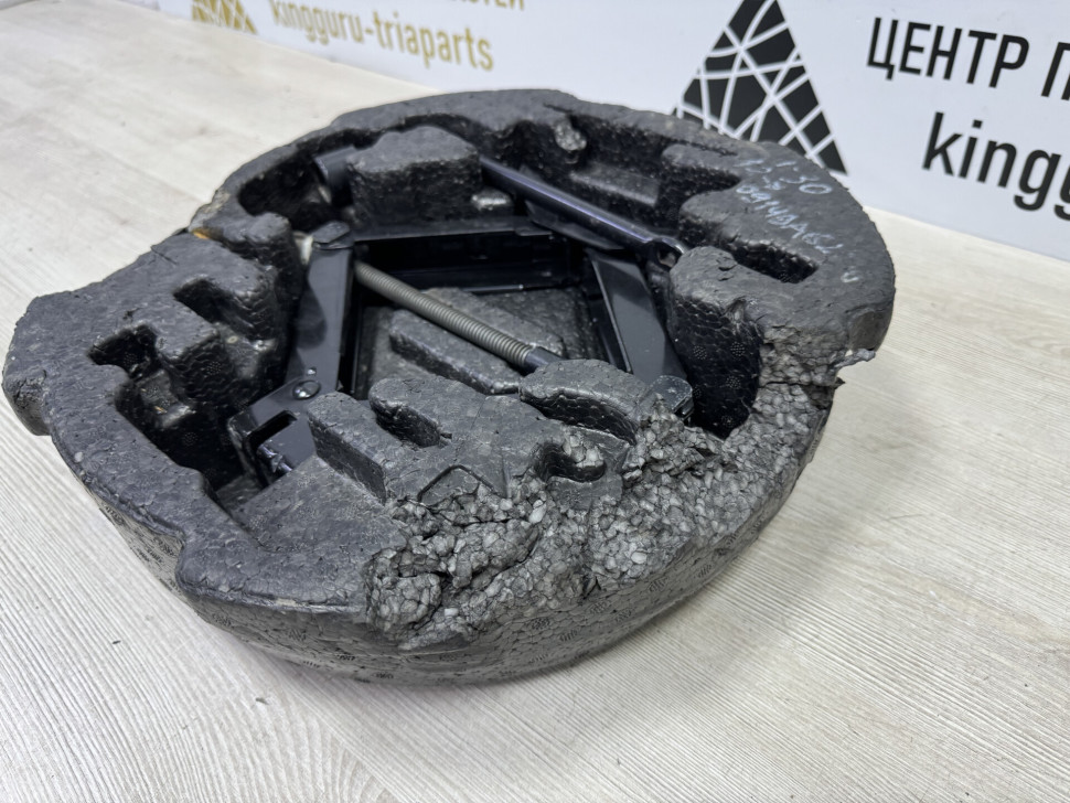 Ящик для инструментов в сборе Hyundai i30 2 GD OEM 09149A6200