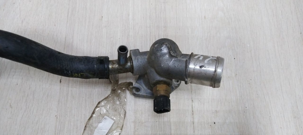 Корпус термостата Kia Ceed 1.6 МКПП oem 256002B003 Корпус термостата Kia Ceed 1.6 МКПП oem 256002B003