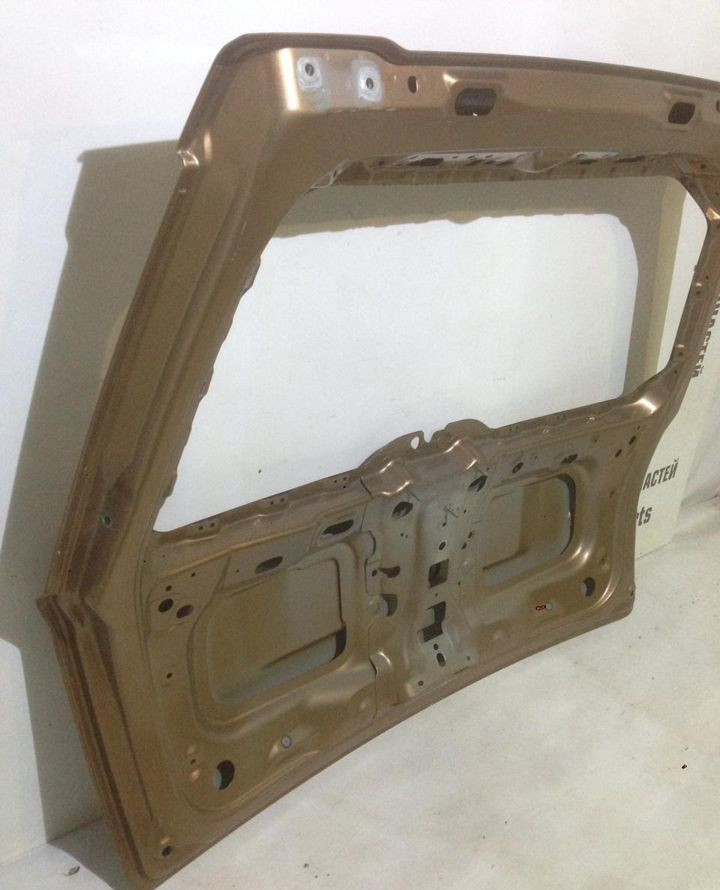 Крышка багажника Land Rover Freelander 2 вмятина (06>) oem LR005853 (Скл-3) Крышка багажника Land Rover Freelander 2 вмятина (06>) oem LR005853 (Скл-3)