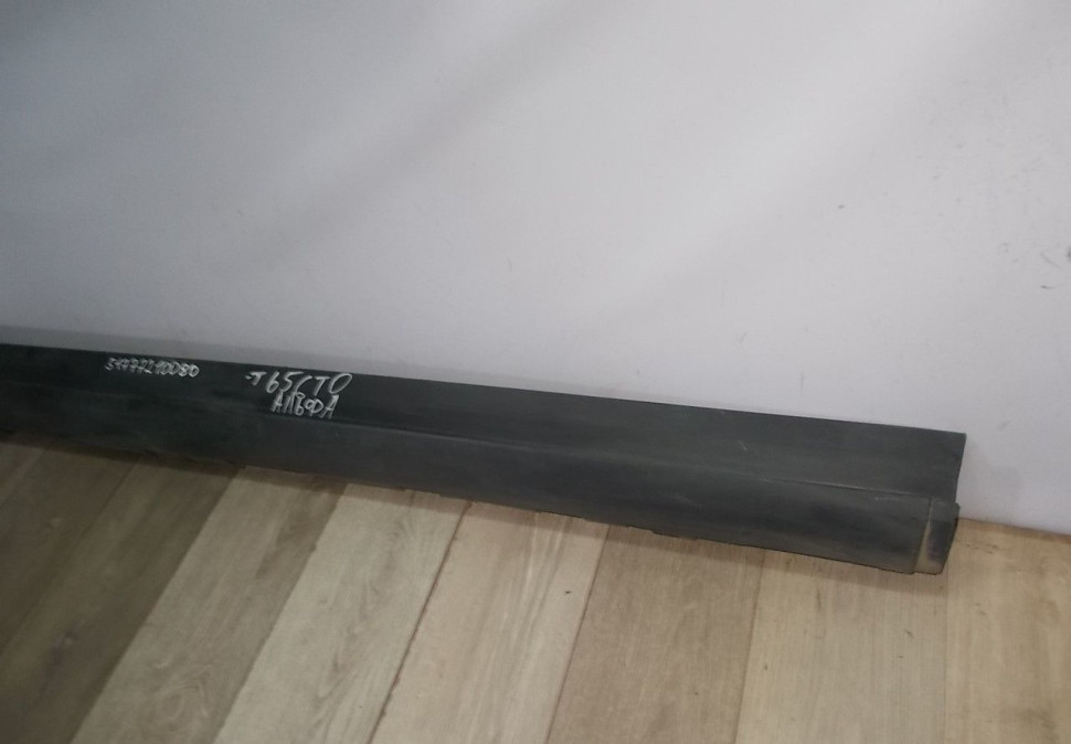 Порог правый бу BMW X3 F25 OEM 51777210080