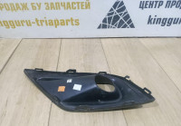 Решетка бампера правая бу Renault Arkana OEM 261A22688R