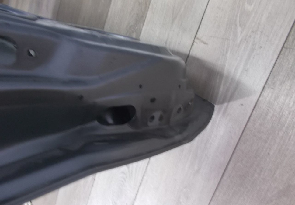 Дверь передняя правая бу Suzuki Vitara 2 OEM 6800154P00