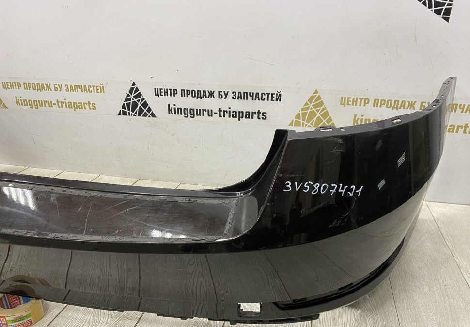 Бампер задний Skoda Superb 3 OEM 3V5807421 Бампер задний Skoda Superb 3 OEM 3V5807421