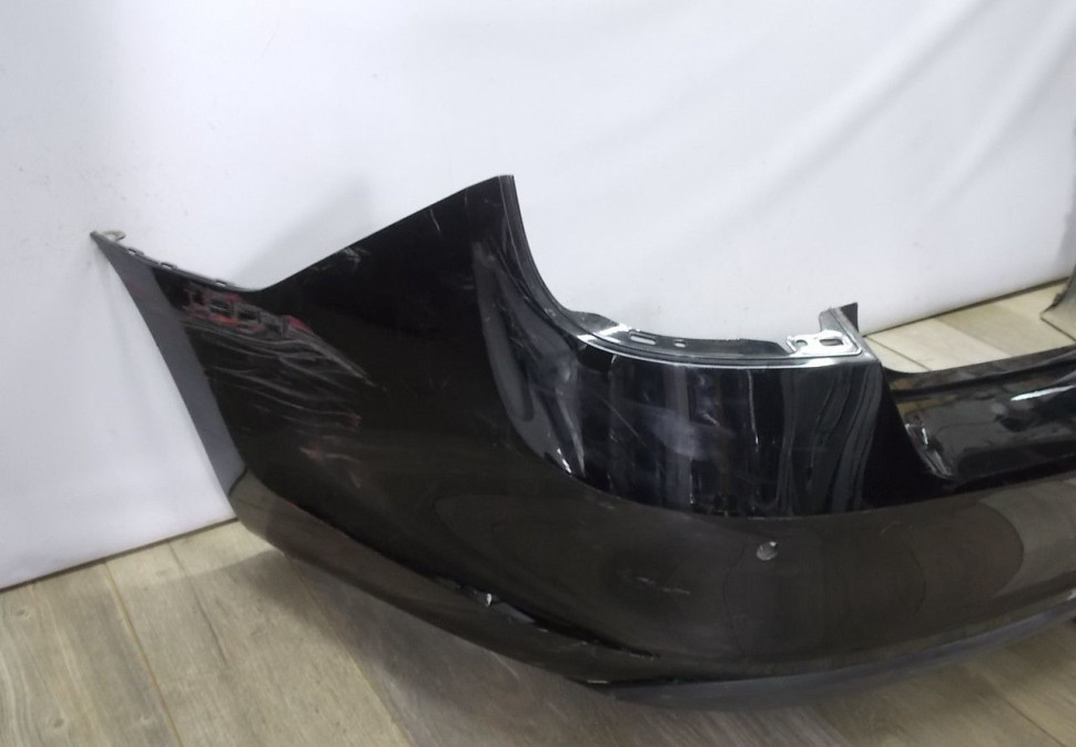 Бампер задний бу Skoda Rapid OEM 60U807421B