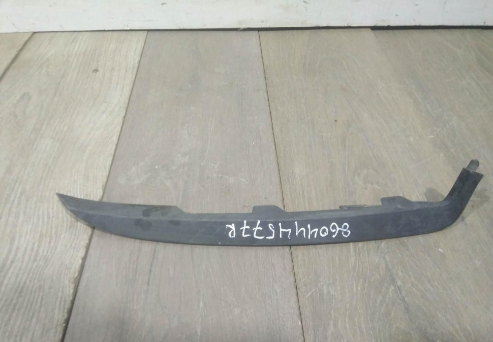 Накладка под фару правая бу Renault Logan 2 OEM 260444577R