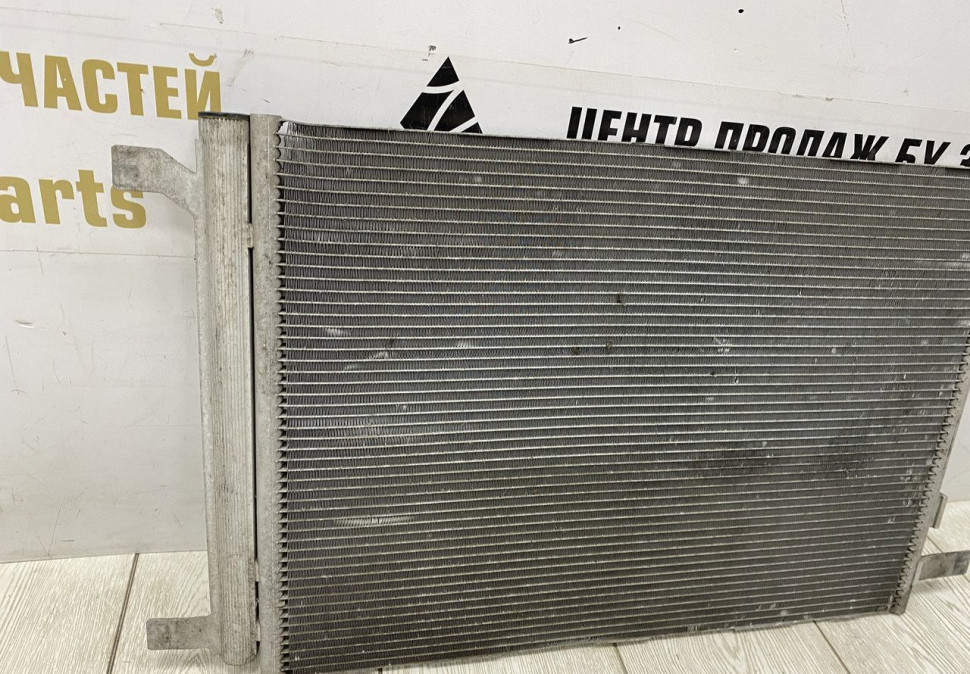 Радиатор кондиционера Skoda Octavia A7 OEM 5Q0816411BG