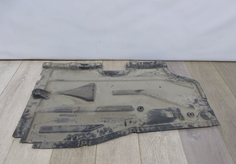 Защита днище правая бу BMW X4 F26 OEM 51757213674