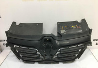 Решетка радиатора Renault Logan 2 рестайлинг OEM 623105887R