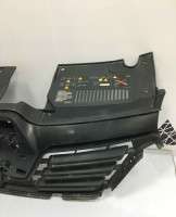 Решетка радиатора Renault Logan 2 рестайлинг OEM 623105887R