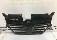 Решетка радиатора Renault Logan 2 рестайлинг OEM 623105887R