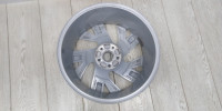 Диск литой 7J R18 Volkswagen Tiguan 2 2016 OEM 5NA601025AD