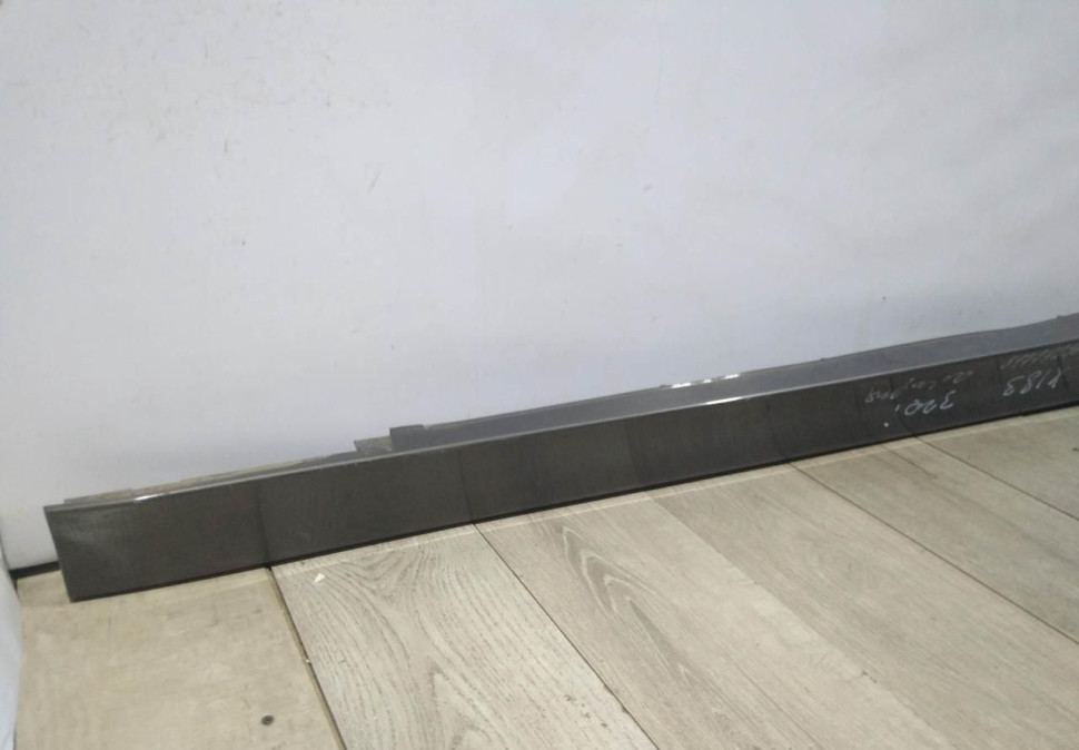 Порог левый бу BMW 3 F30 OEM 51777256911 Порог левый бу BMW 3 F30 OEM 51777256911