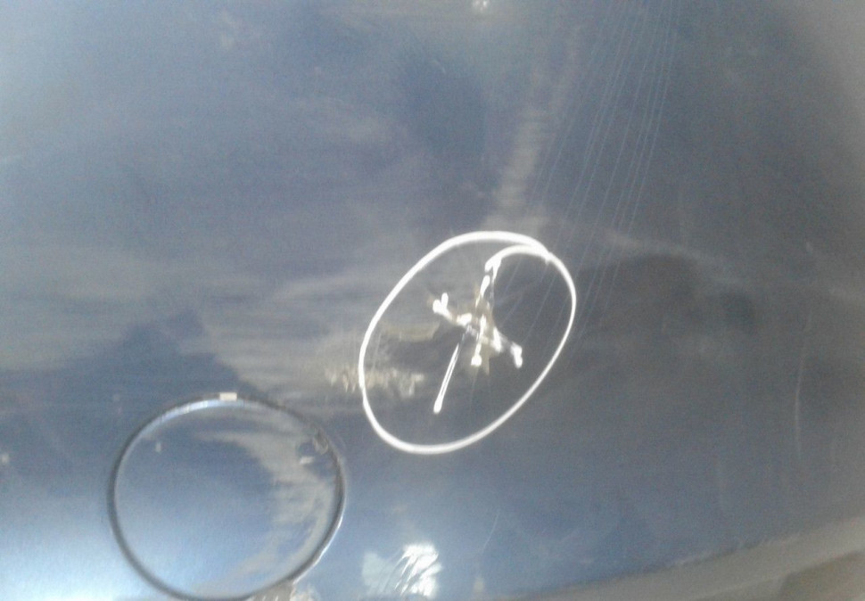 Бампер задний Volkswagen Golf 7 oem 5g6807421 (трещ)(мал.вмят) Бампер задний Volkswagen Golf 7 oem 5g6807421 (трещ)(мал.вмят)