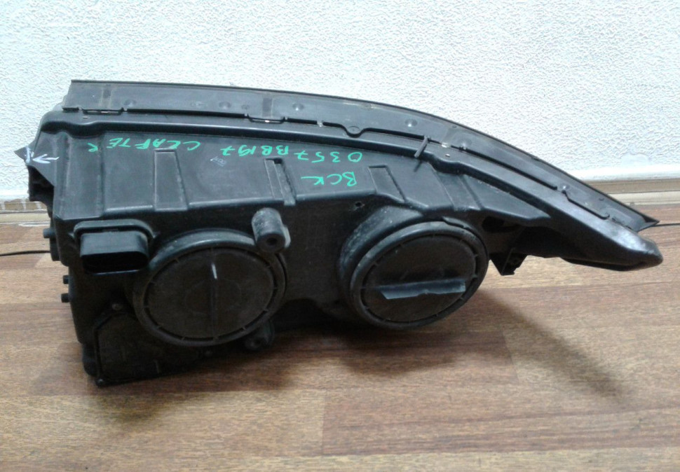 Фара левая Volkswagen Crafter (06>) слом. крепления oem 2e1941015