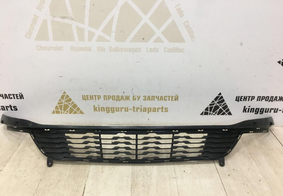 Решетка переднего бампера Kia Rio 3 дорест OEM  865614Y000