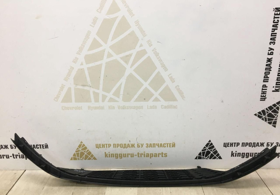 Решетка переднего бампера Kia Rio 3 дорест OEM  865614Y000