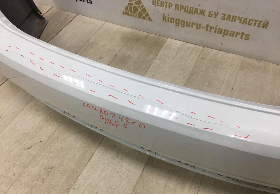 Бампер задний Volkswagen Polo 5 рестайлинг 2015-2020 oem 6RU807421D