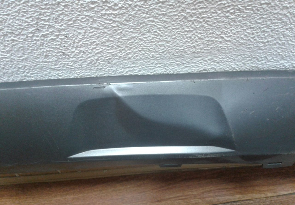 Спойлер переднего бампера Volkswagen Tiguan 2 (16>) вмятина oem 5na805532