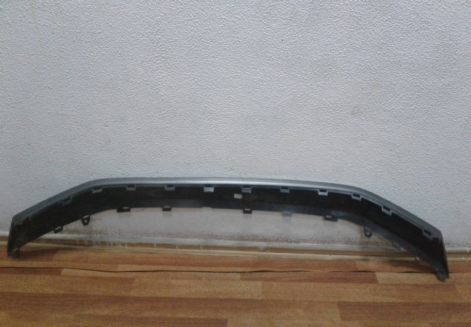 Спойлер переднего бампера Volkswagen Tiguan 2 (16>) вмятина oem 5na805532
