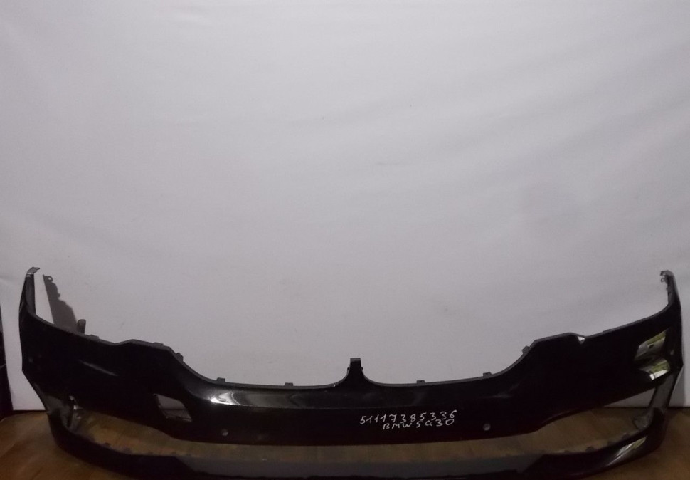 Бампер передний бу BMW 5 G30 OEM 51117385336