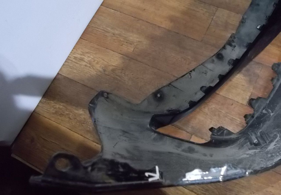 Бампер передний бу BMW 5 G30 OEM 51117385336