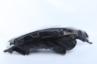 Фара левая Kia Rio 4 рестайл oem 921014x501 (слом. часть корпуса, 1 крепл.)