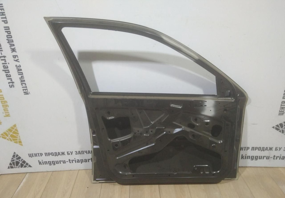 Дверь передняя левая Skoda Octavia Tour OEM 1U4831051