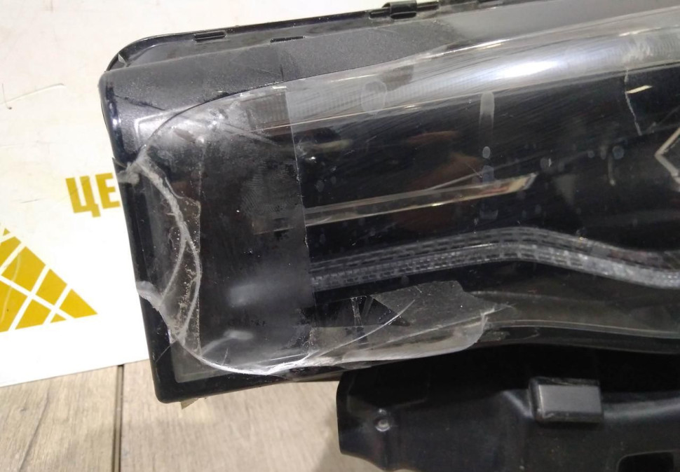 Фара ЛЭД LED адаптивная левая бу BMW X7 G07 OEM 63117933317