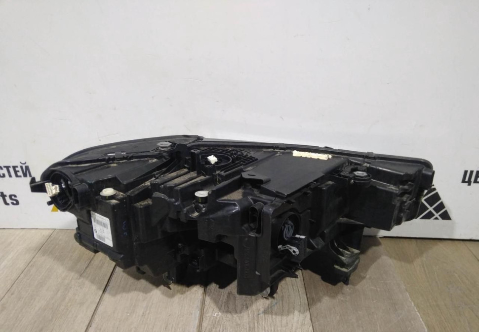 Фара ЛЭД LED адаптивная левая бу BMW X7 G07 OEM 63117933317