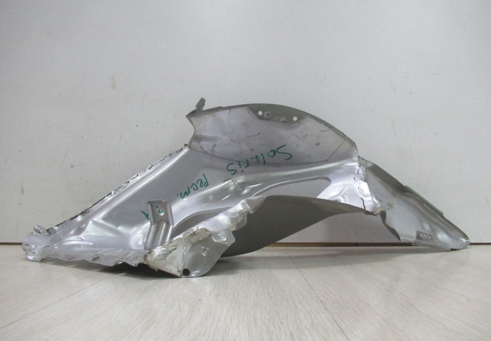 Суппорт фонаря правая Hyundai Solaris 1 рест oem 715854L300 (вмятины)