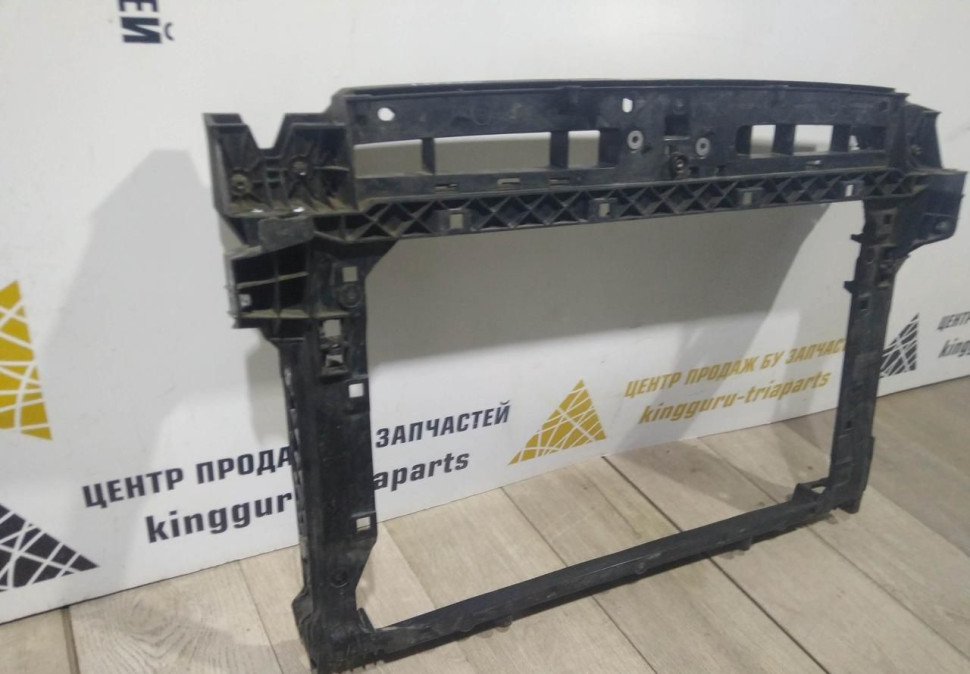 Панель передняя бу Skoda Kodiaq OEM 562805588A