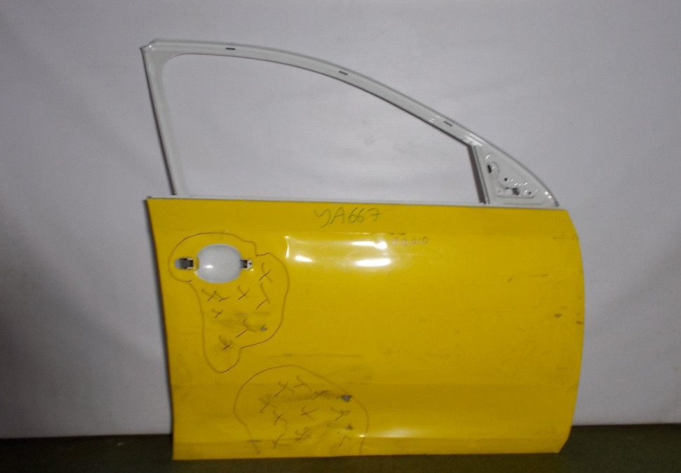 Дверь передняя правая бу Skoda Rapid OEM 6RF831056D. 5JA831052B