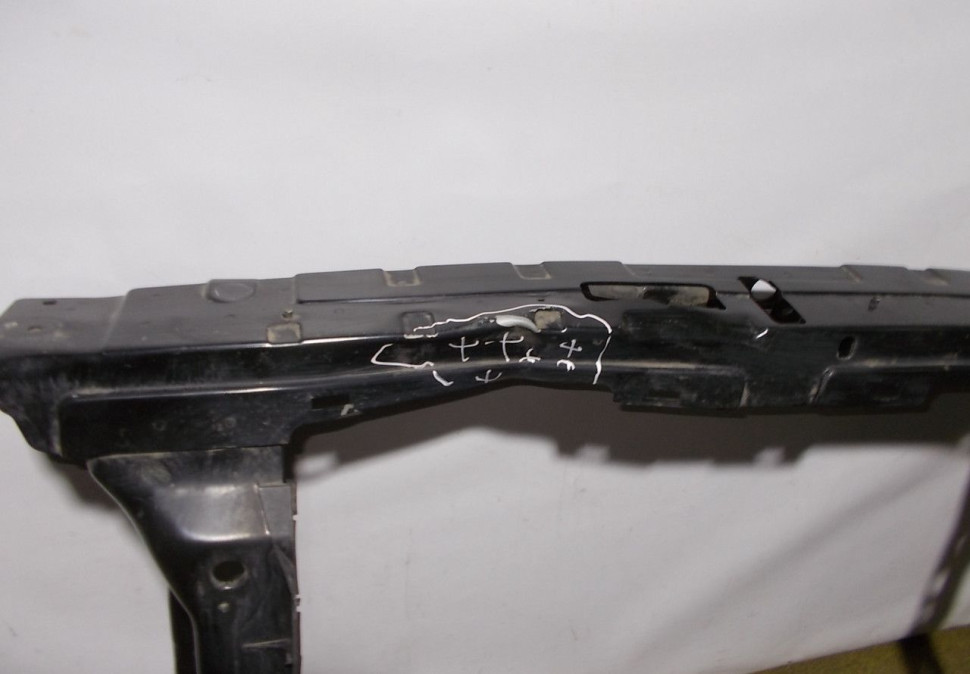 Панель передняя бу Skoda Yeti OEM 5L0805591B
