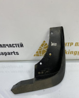 Брызговик передний правый Renault Duster OEM 638505334R