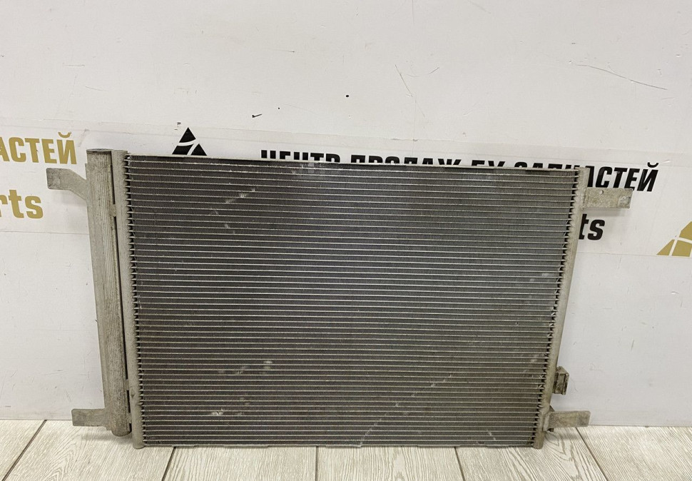 Радиатор кондиционера Skoda Octavia A7 OEM 5Q0816411BG
