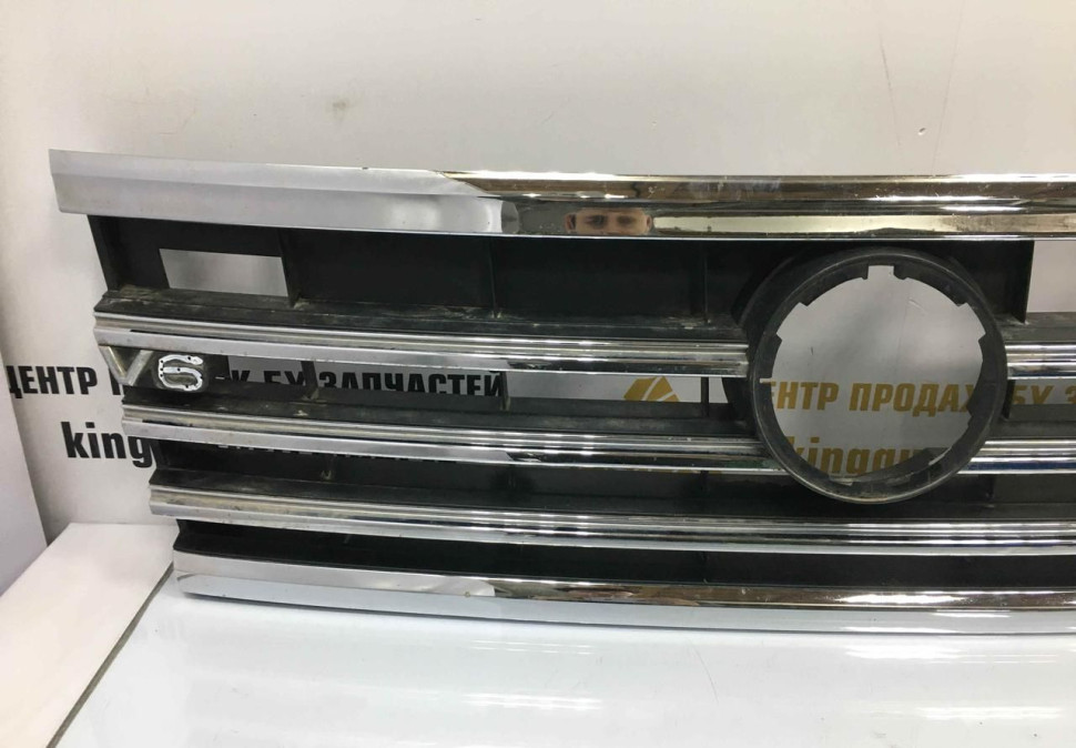 Решетка радиатора Volkswagen Touareg 3 2018 OEM 760853653B