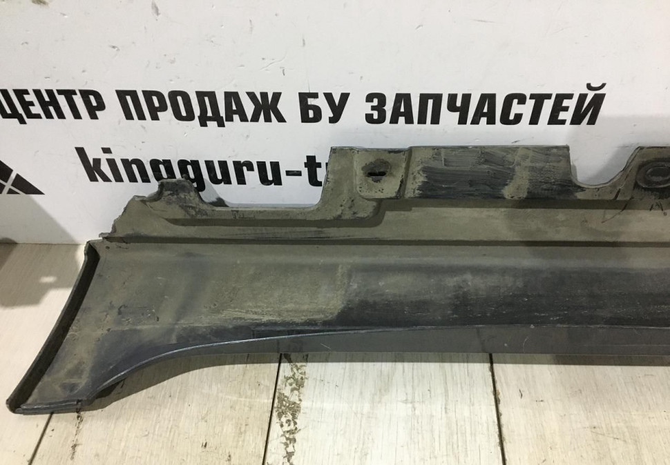 Порог правый BMW 5 F10 OEM 51777184774 Порог правый BMW 5 F10 OEM 51777184774