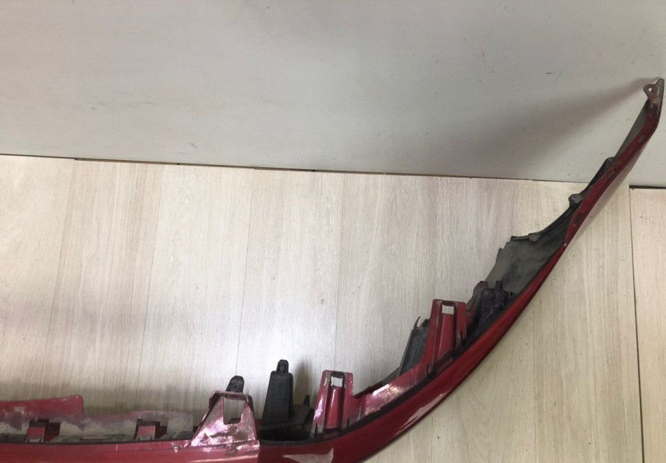 Бампер передний Volkswagen Polo Sedan (09-15) до рест oem 6RU807221 (слом. 1 креп.) Бампер передний Volkswagen Polo Sedan (09-15) до рест oem 6RU807221 (слом. 1 креп.)