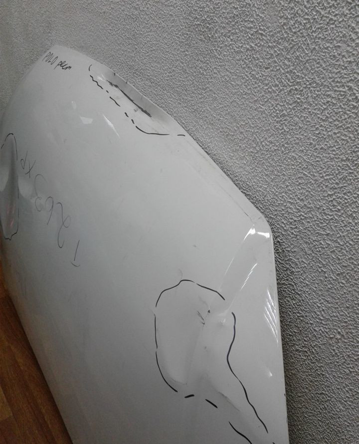 Капот Volkswagen Polo (15>) рестайл oem 6ru823031b вмятины Капот Volkswagen Polo (15>) рестайл oem 6ru823031b вмятины