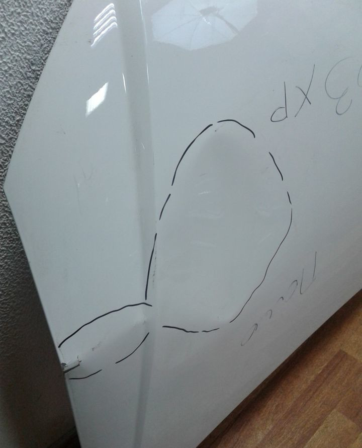 Капот Volkswagen Polo (15>) рестайл oem 6ru823031b вмятины Капот Volkswagen Polo (15>) рестайл oem 6ru823031b вмятины