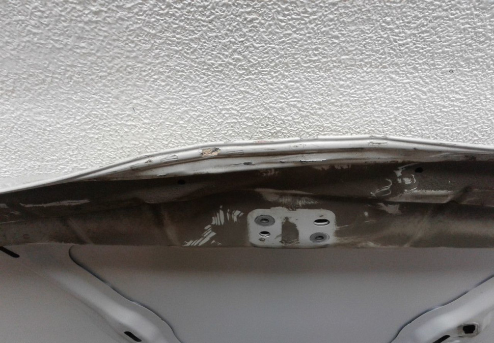 Капот Volkswagen Polo (15>) рестайл oem 6ru823031b вмятины Капот Volkswagen Polo (15>) рестайл oem 6ru823031b вмятины