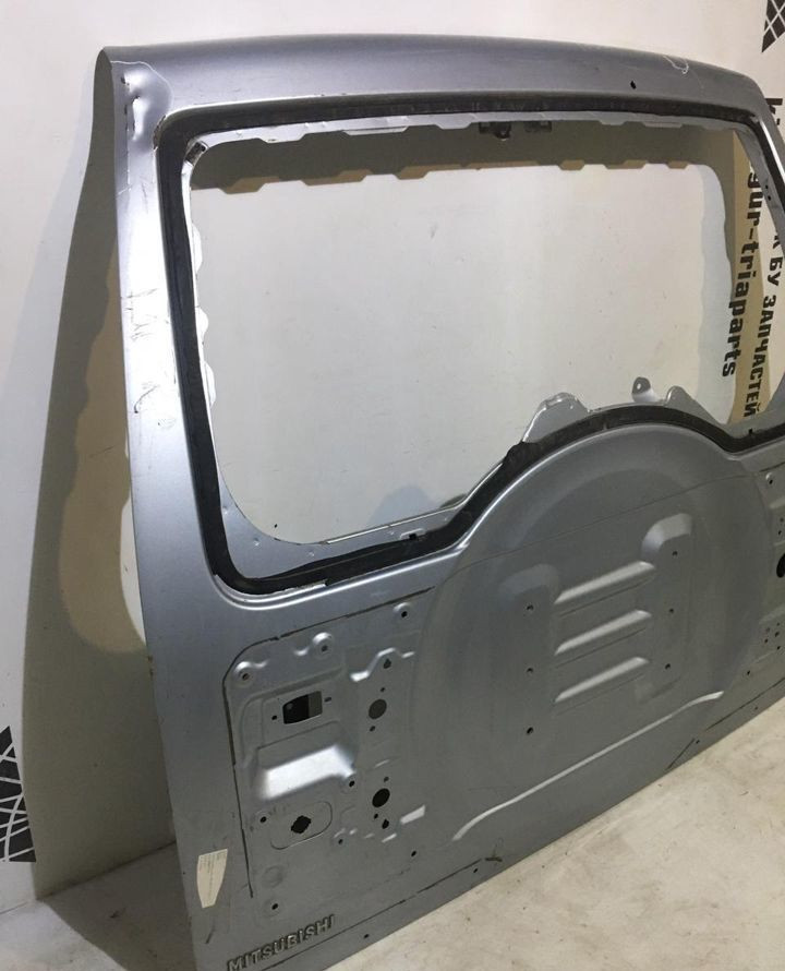 Крышка багажник Mitsubishi Pajero 4 oem 5821A095 (скл-3)