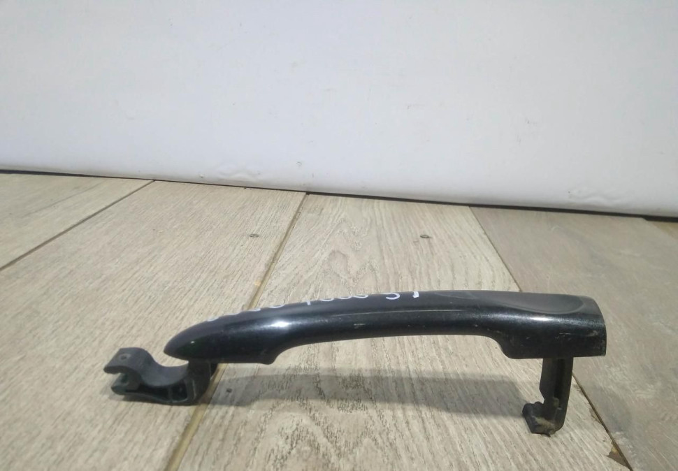Ручка двери передняя левая бу Renault Fluence OEM 806070009R