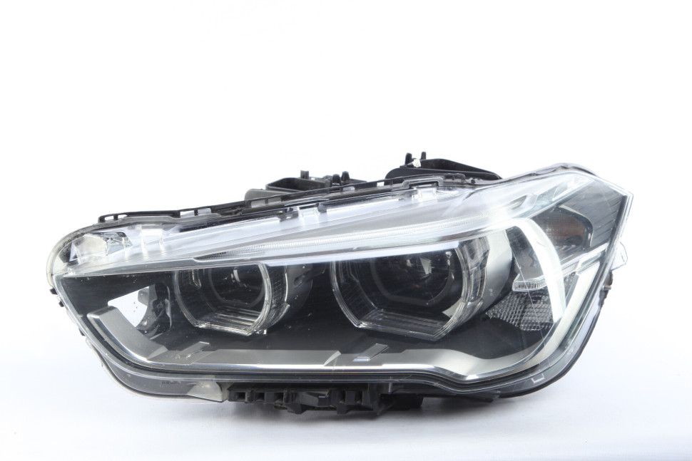 Фара ЛЭД LED левая BMW X1 F48 OEM 63117472219