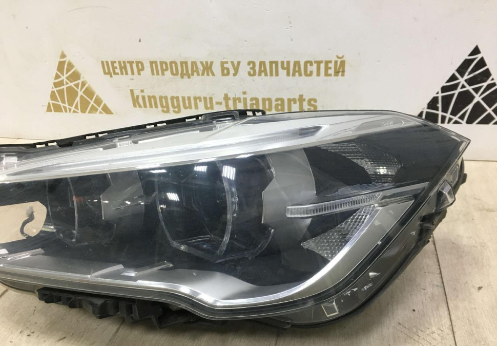 Фара ЛЭД LED левая BMW X1 F48 OEM 63117472219