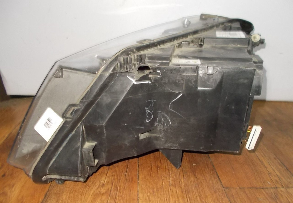 Фара ксенон правая бу BMW X3 F25 до рестайлинг OEM 7217294