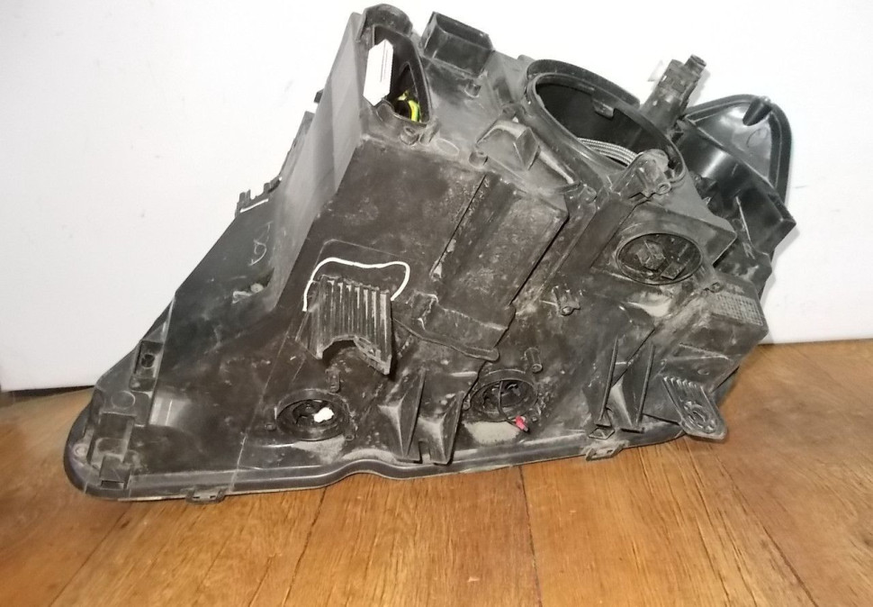 Фара ксенон правая бу BMW X3 F25 до рестайлинг OEM 7217294 Фара ксенон правая бу BMW X3 F25 до рестайлинг OEM 7217294